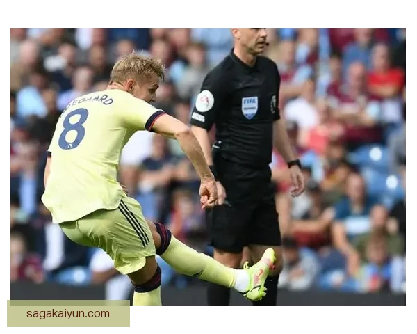 英超弗吉尔·范戴克状态回暖，近期表现稳健引发关注